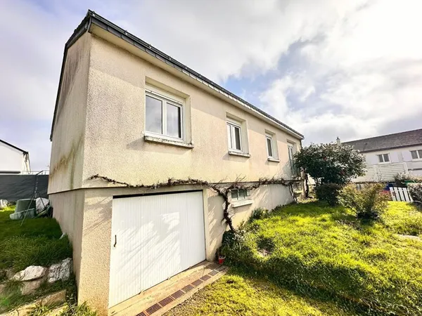 Maison Beaucouze 4 pièce(s) 93 m2