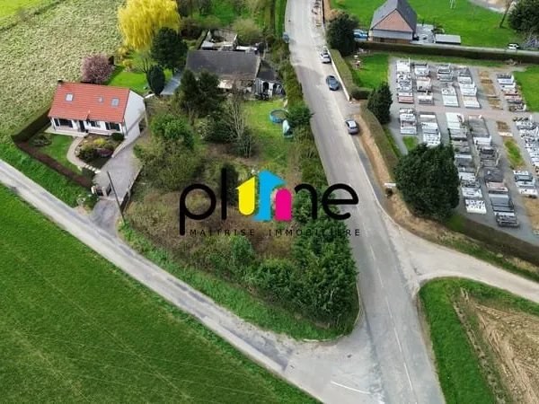 Terrain 721 m²