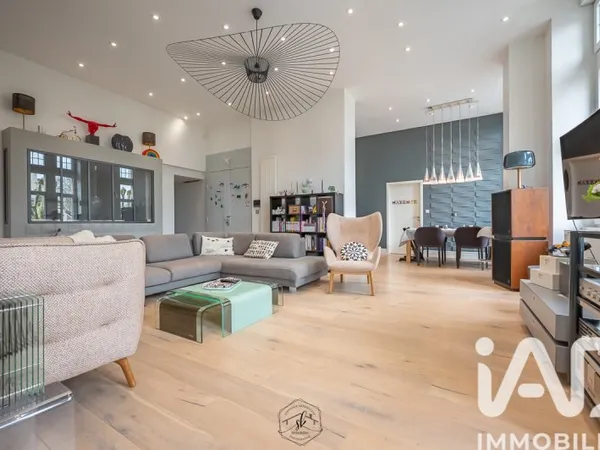 Appartement 6 pièces 157 m²