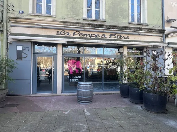 Local d'activités 90 m²