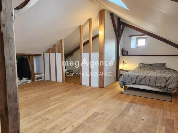 Corps de ferme de 228 m2 à rénover