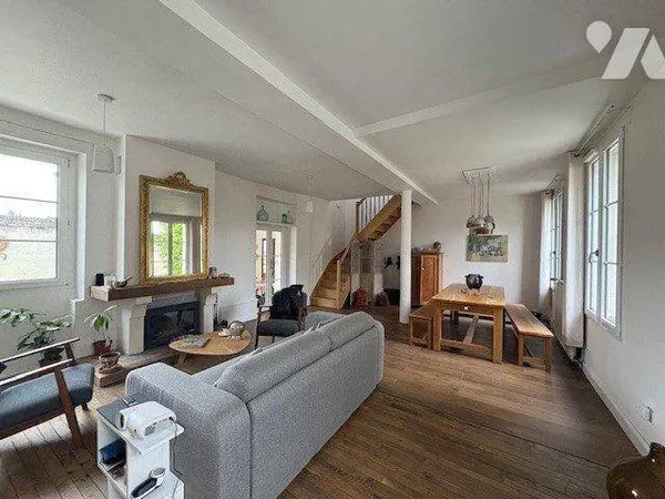 Maison 7 pièces 146 m²