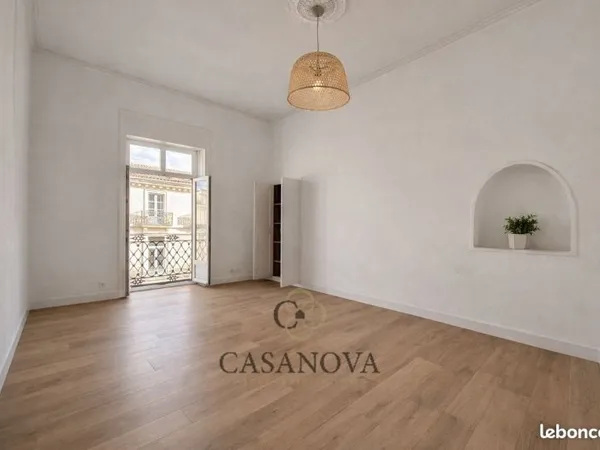 Studio 1 pièce 20 m²