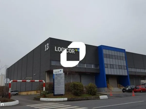 Local d'activité 1 160 m²