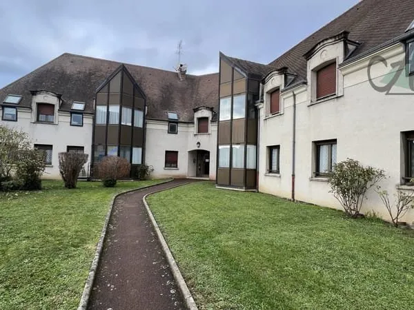 77 - Montereau-Fault-Yonne (ville basse), Appartement de 65,