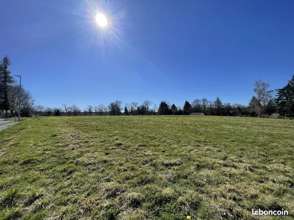 Terrain 1267 m² FEYTIAT