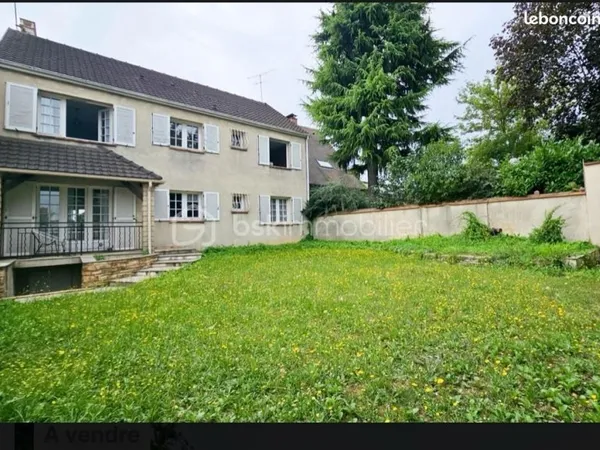 Maison 8 pièces 150 m²