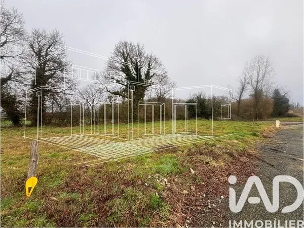Terrain 679 m²