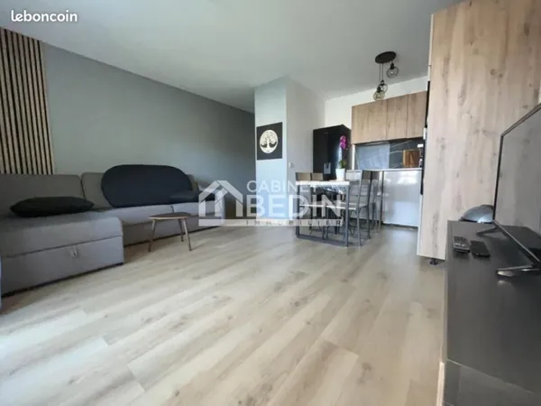 Studio 1 pièce 27 m²