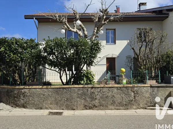 Maison 5 pièces 200 m²