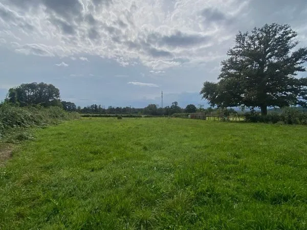 Terrain 2226m2 proche arnay le duc