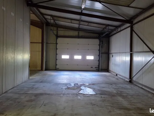 Hangar de 60 à 1100m²