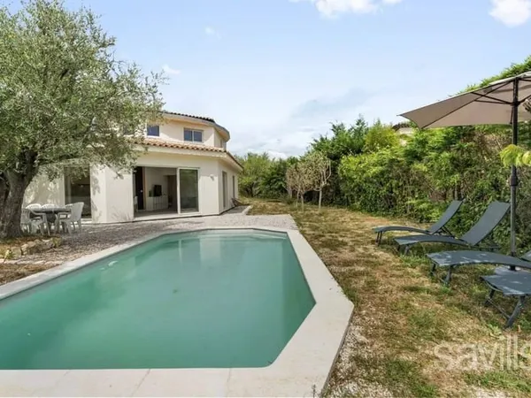 Villa 5 pièces 118 m²