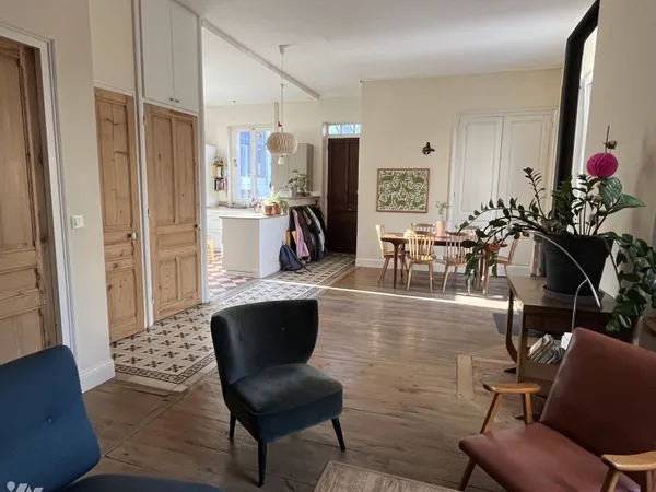 Maison 6 pièces 121 m²