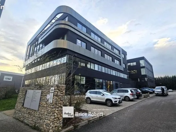Bureau 149 m²