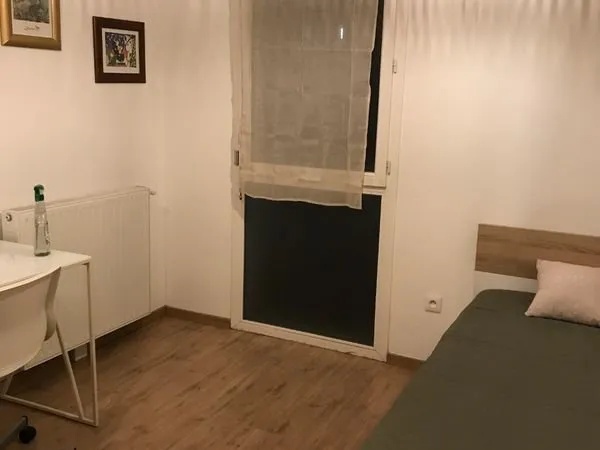 Studio meublé à louer