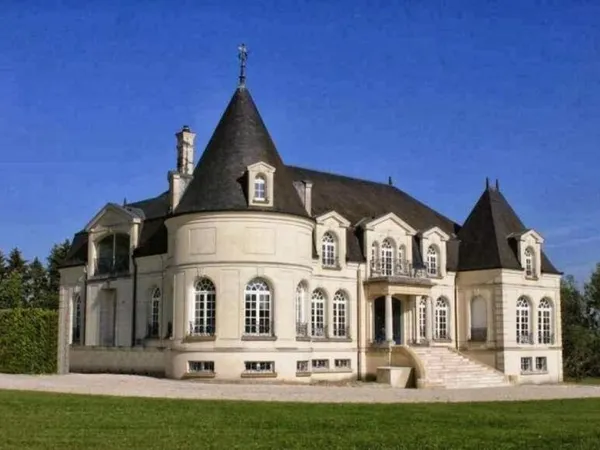 Château à vendre 20 pièces NIZY LE COMTE (02)
