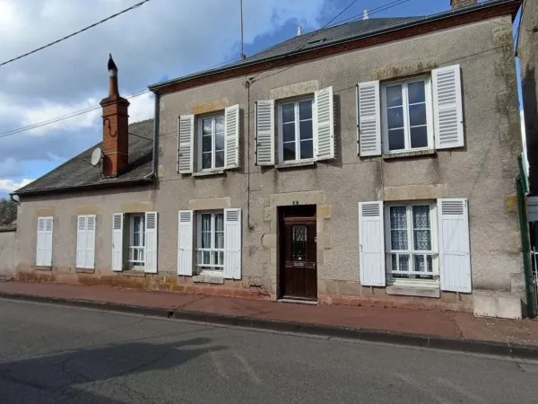 Maison comprenant 2 habitations centre Lorris ! Idéal investisseurs !