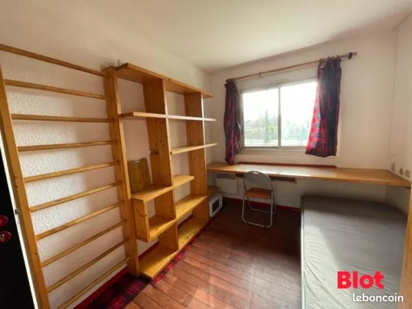 Appartement 1 pièce 9 m²
