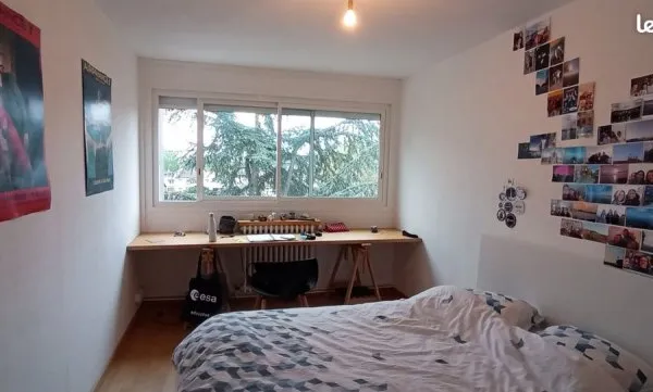 Loue chambre meublée 11.5m² 2 salles d'eau