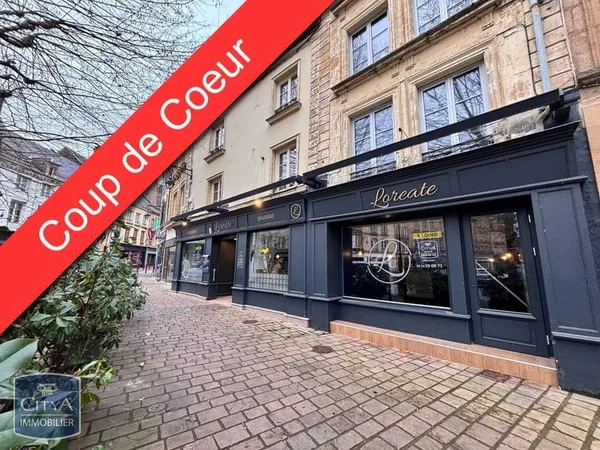Local commercial 249 m²