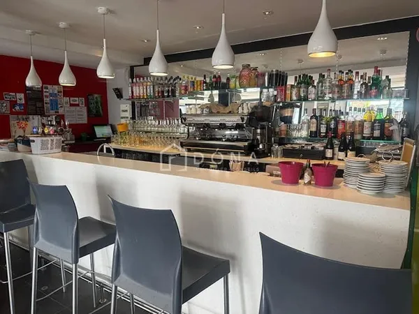 Fonds de commerce 140 m²
