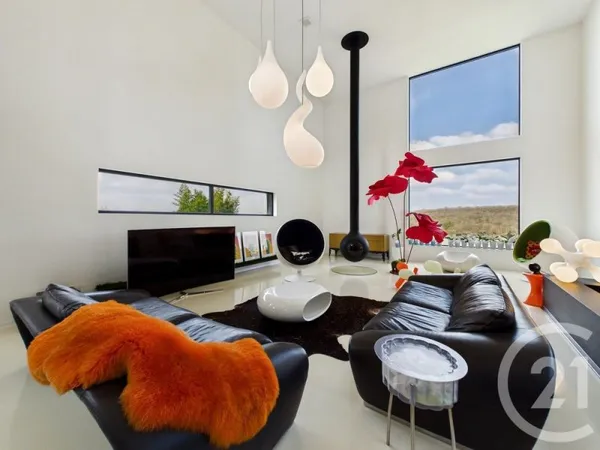 Maison 8 pièces 350 m²