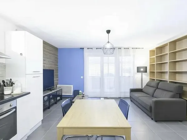 T3 moderne avec terrasse, Marseille Chartreux