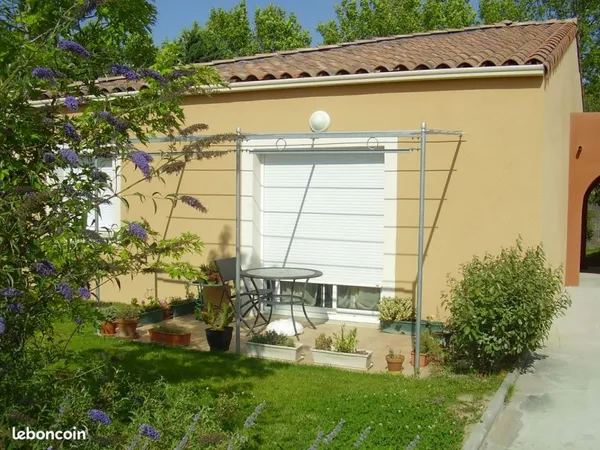 Location Pavillon T2 dans Résidence Seniors Bleu Soleil à 13140 Miramas