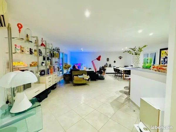 Maison familiale avec grand garage 97m2