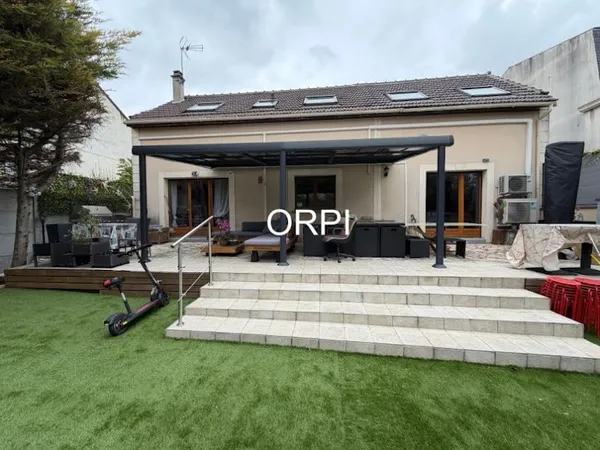 Maison 8 pièces 184 m²
