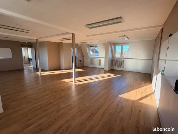 Local Bureaux + Stockage