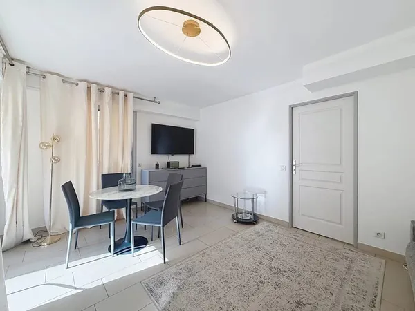 Appartement 2 Pièces - Vieux Port de Cannes - 40 m²