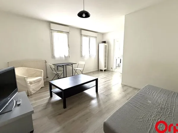 Studio 1 pièce 35 m²