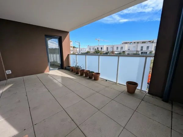 Clapiers Appartement T3 avec terrasse et garage