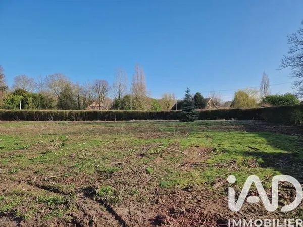 Terrain 800 m²
