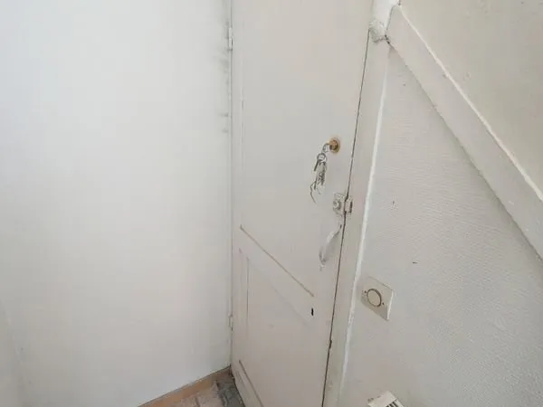Cave 10m2 à louer