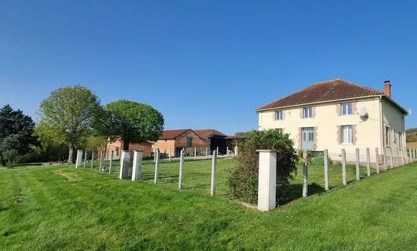 Villa 6 pièces 220 m²