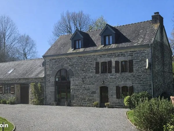 Ensemble immobilier avec garage + terrain