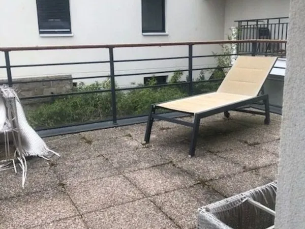 MAISON TRES BIEN PLACE , PRES DU MÉTRO L7