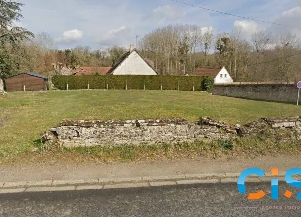 Terrain 816 m²