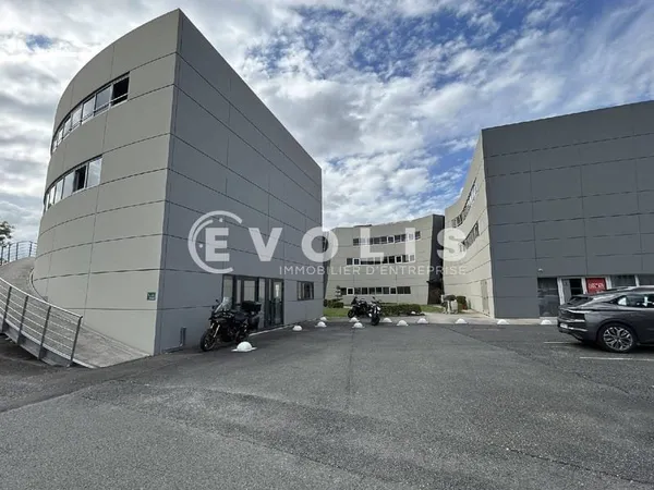 Bureaux 175 m²