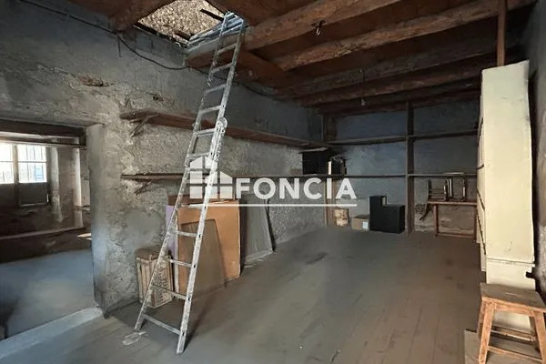 Local 118 m²
