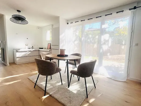 Appartement 5 pièces 93 m²