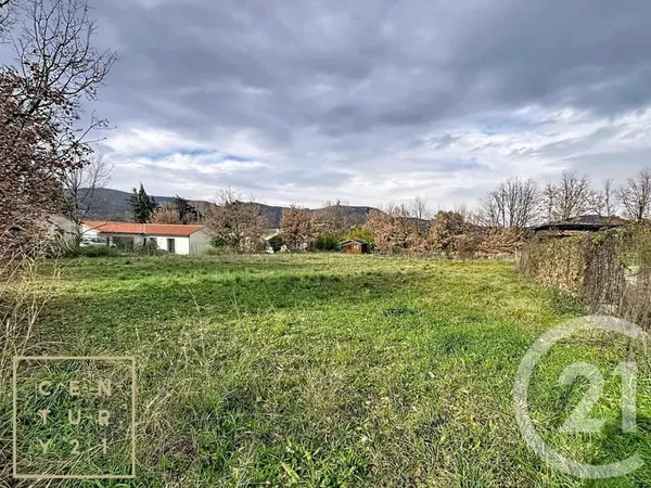 Terrain 1087 m²