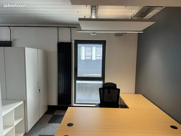 Location de postes de travail à l'unité