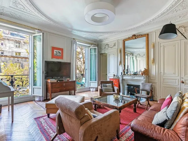 NOTRE DAME - APPARTEMENT FAMILIAL AVEC BALCON