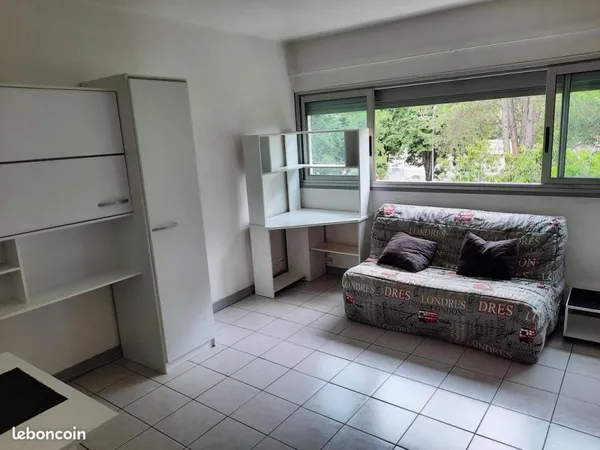 Location appartement étudiant meublé 21m2