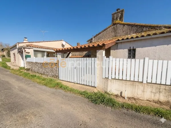 Maison Le Champ Saint -Père