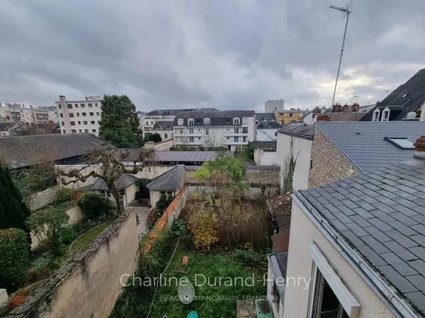 DUXPLEX A RENOVER 109 m² - ORLEANS PASTEUR